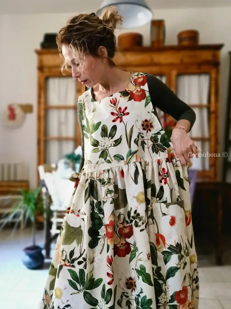 Grembiule “Botanica” in cotone crema (Ref. 482) grembiule donna tessuti moderni