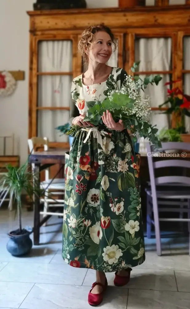 Grembiule “Botanica” in cotone patchwork crema e verde (Ref. 485) grembiule donna tessuti moderni