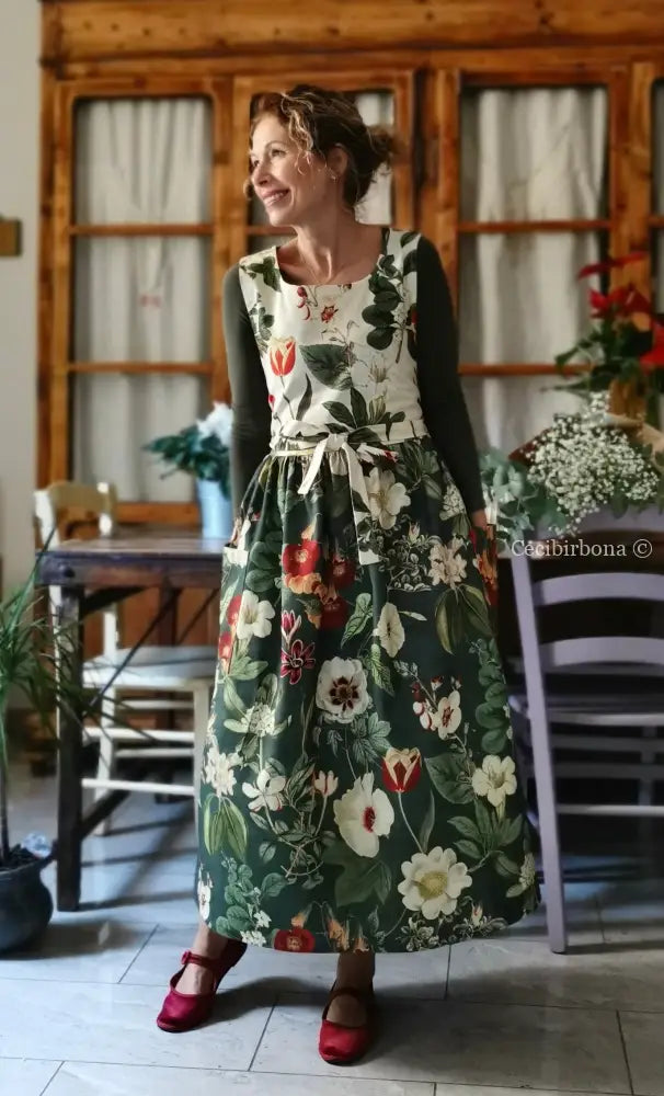Grembiule “Botanica” in cotone patchwork crema e verde (Ref. 485) grembiule donna tessuti moderni