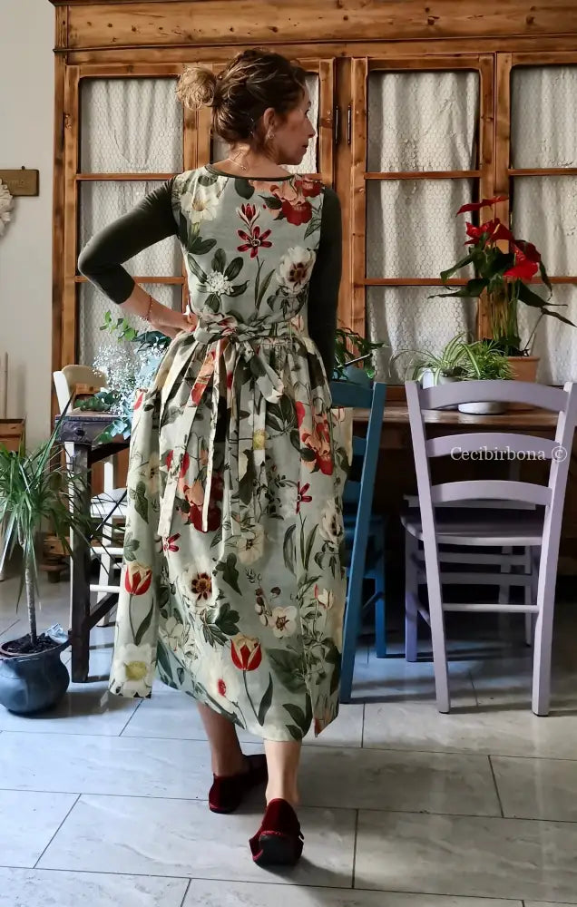 Grembiule “Botanica” in cotone verde grigio (Ref. 483) grembiule donna tessuti moderni