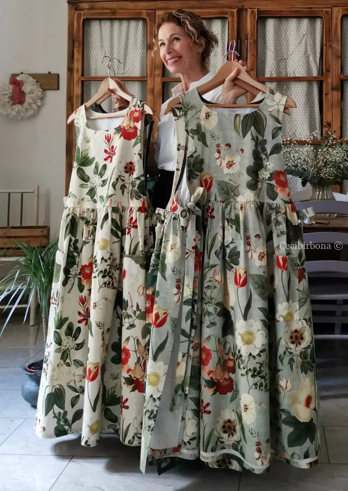 Grembiule “Botanica” in cotone verde grigio (Ref. 483) grembiule donna tessuti moderni