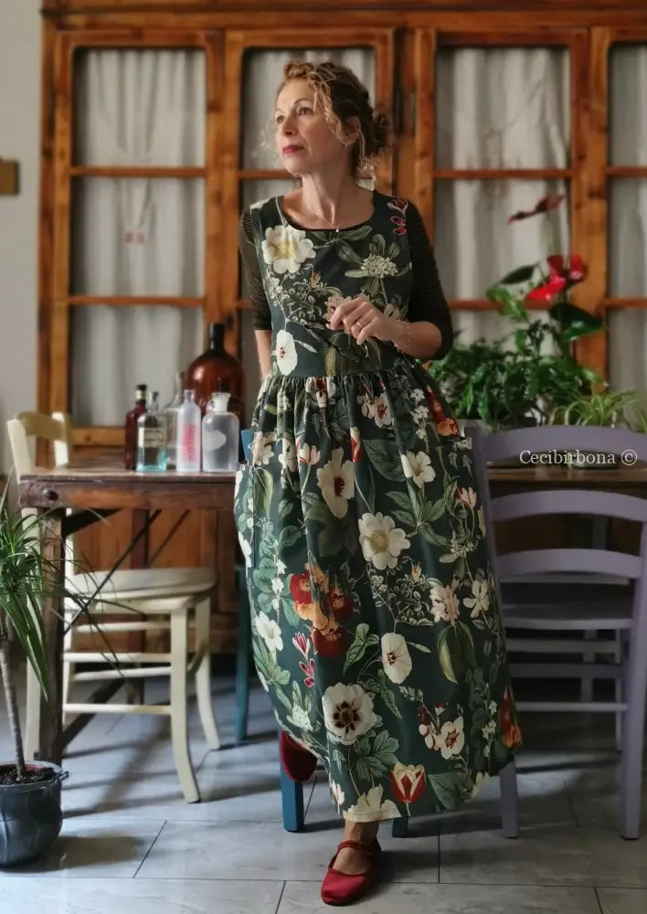 Grembiule “Botanica” in cotone verde (Ref. 502) grembiule donna tessuti moderni