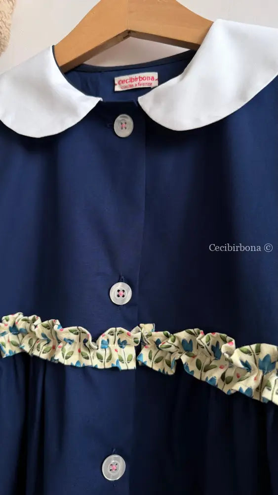 Grembiule con i tulipani azzurri e la rouche - grembiule scuola bimba