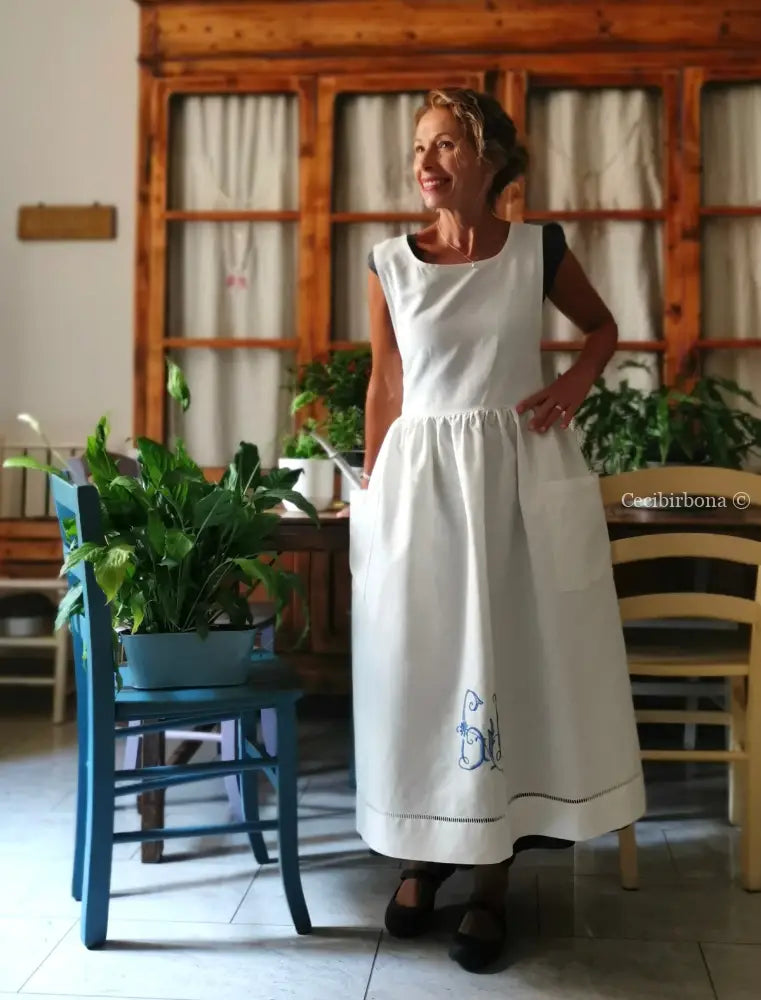 Grembiule con monogramma azzurro GL e sfilatura (Ref. 536) - grembiule donna tessuti antichi
