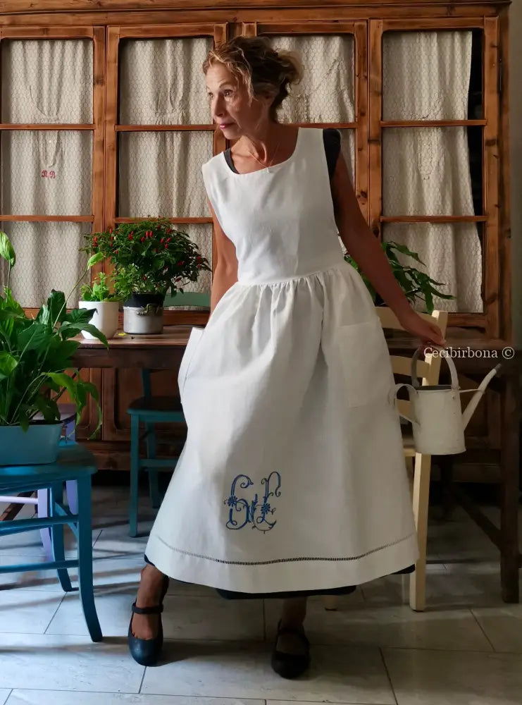 Grembiule con monogramma azzurro GL e sfilatura (Ref. 536) - grembiule donna tessuti antichi