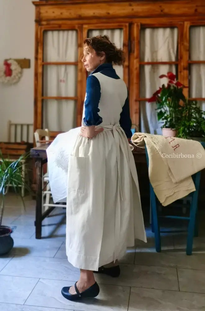 Grembiule con monogramma TH (Ref. 473) grembiule donna tessuti antichi