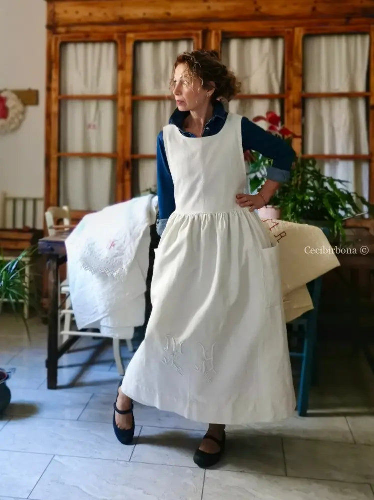 Grembiule con monogramma TH (Ref. 473) grembiule donna tessuti antichi