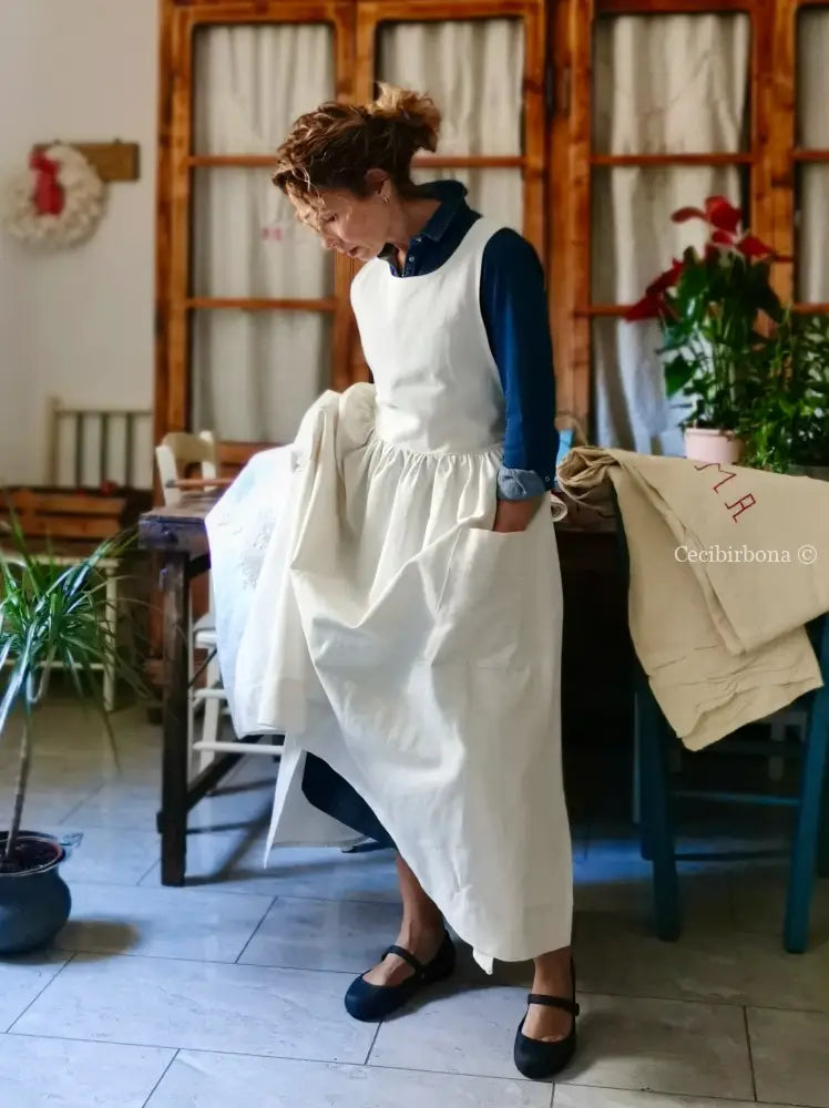 Grembiule con monogramma TH (Ref. 473) grembiule donna tessuti antichi