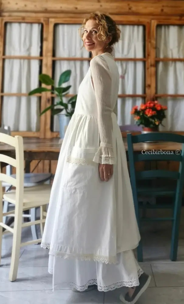 Grembiule da cucina con pizzo beige (Ref. 20) grembiule donna tessuti antichi