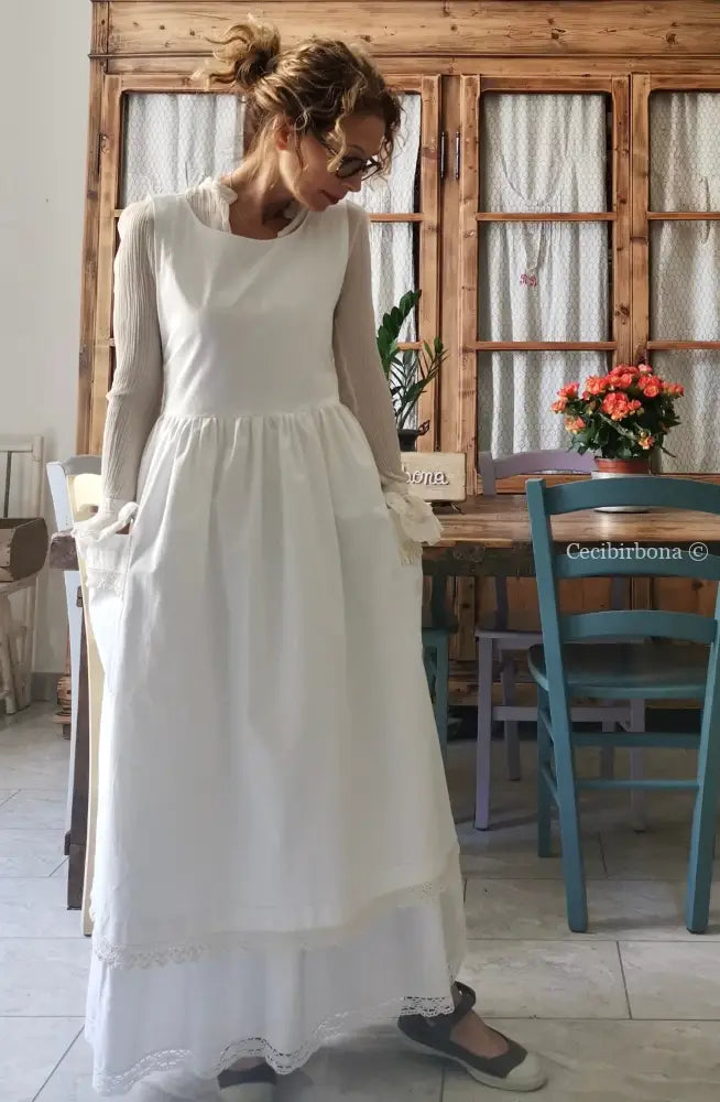 Grembiule da cucina con pizzo beige (Ref. 20) grembiule donna tessuti antichi