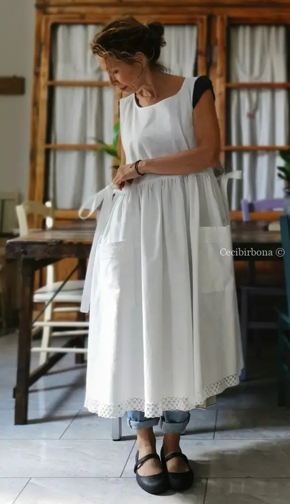 Grembiule da cucina con pizzo e monogramma LC (Ref. 03) grembiule donna tessuti antichi