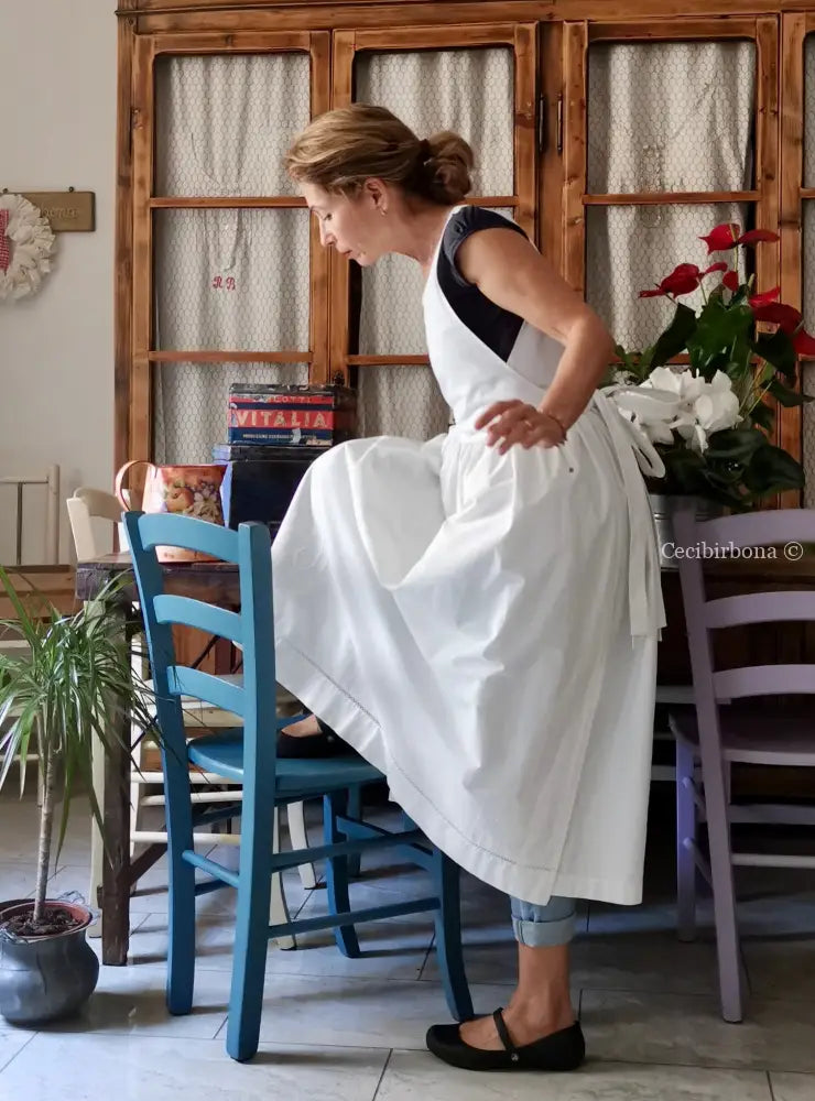 Grembiule da cucina con sfilatura e monogramma N (Ref. 501) grembiule donna in tessuto antico