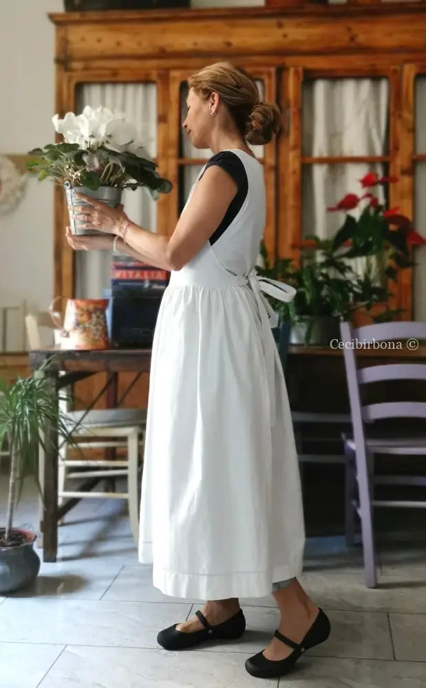 Grembiule da cucina con sfilatura e monogramma N (Ref. 501) grembiule donna in tessuto antico