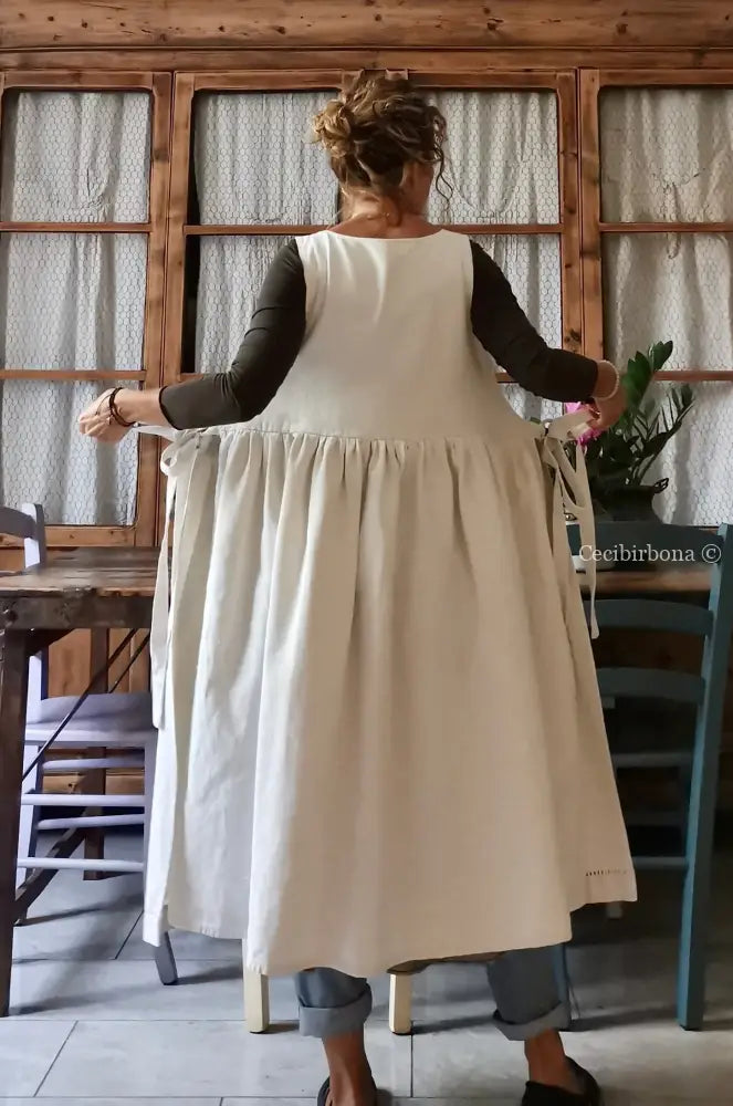 Grembiule da cucina con sfilatura e monogramma rosso EL (Ref. 08) grembiule donna in tessuto antico