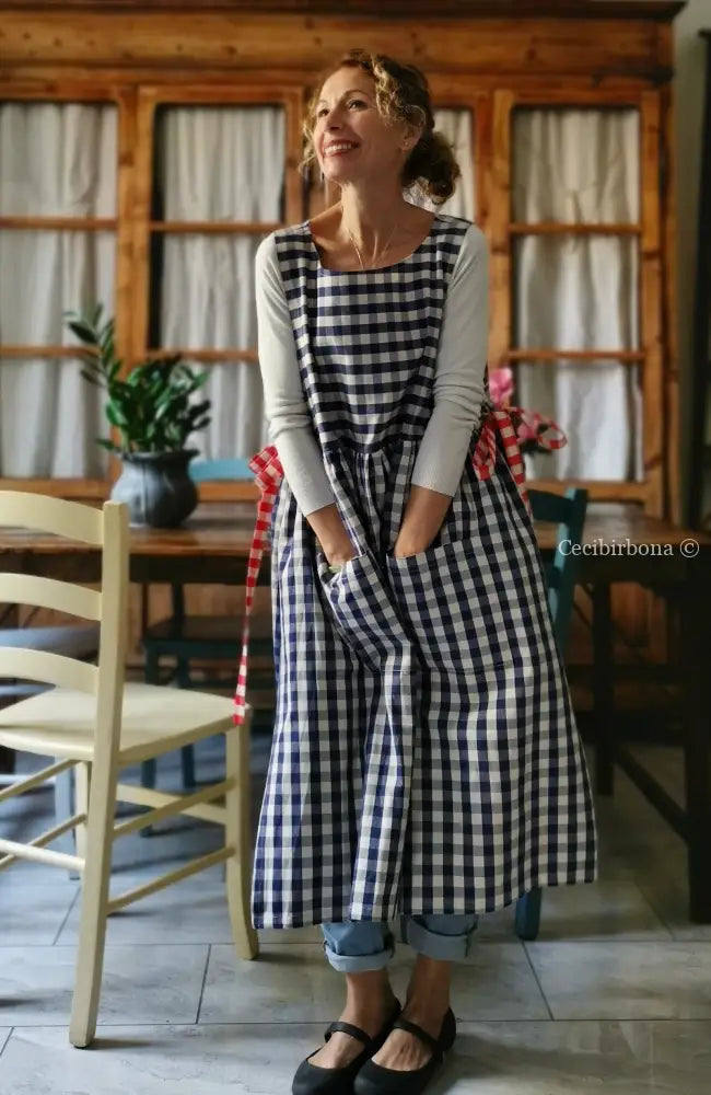 Grembiule da cucina in cotone a quadri blu e rossi per donna (Rif. 54) grembiule donna tessuti moderni