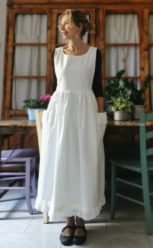 Grembiule da cucina in cotone con monogramma EC e bordo in pizzo con nastro giallo (Ref. 135) grembiule donna tessuti