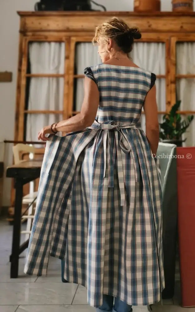 Grembiule da cucina in cotone tartan celeste (Ref. 75) grembiule donna tessuti moderni