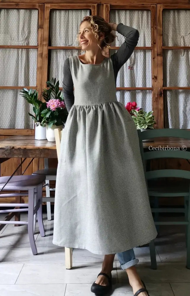 Grembiule da cucina in lino a quadrettini grigi (Ref. 137) grembiule donna tessuti moderni