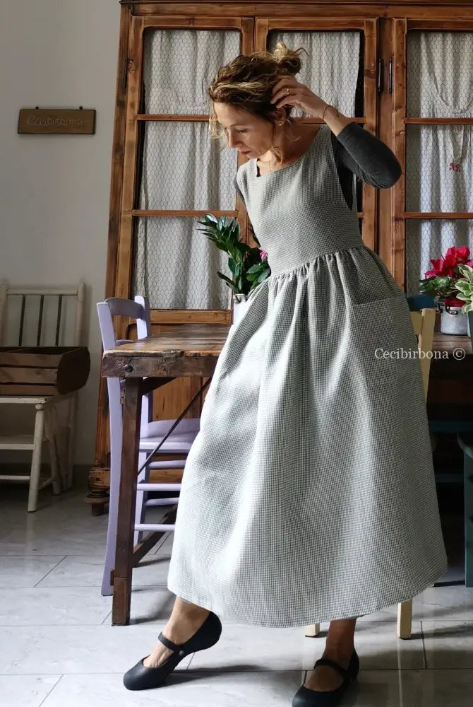 Grembiule da cucina in lino a quadrettini grigi (Ref. 137) grembiule donna tessuti moderni