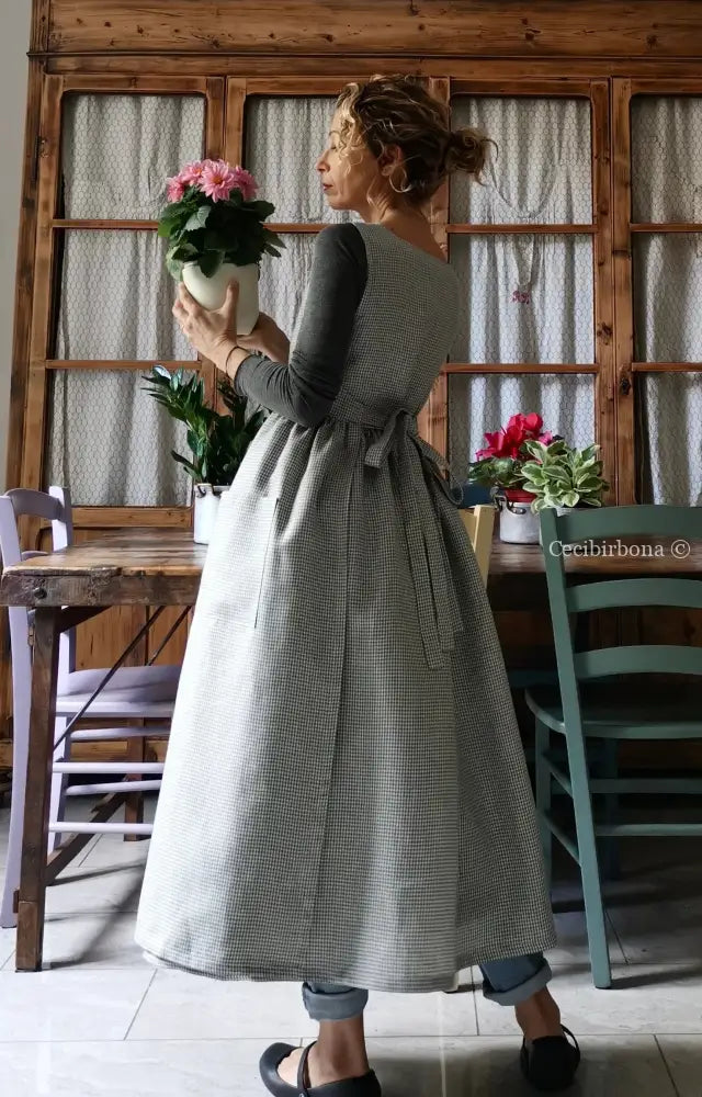 Grembiule da cucina in lino a quadrettini grigi (Ref. 137) grembiule donna tessuti moderni