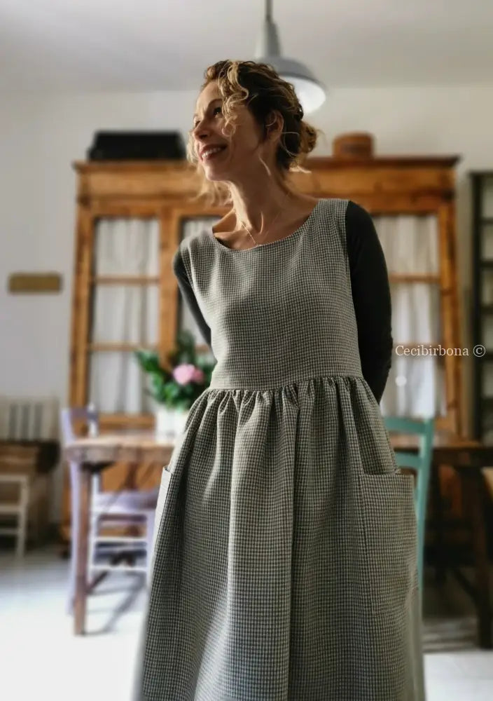 Grembiule da cucina in lino a quadrettini grigi (Ref. 137) grembiule donna tessuti moderni