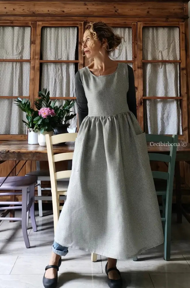 Grembiule da cucina in lino a quadrettini grigi (Ref. 137) grembiule donna tessuti moderni