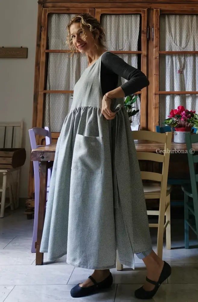 Grembiule da cucina in lino a quadrettini grigi (Ref. 137) grembiule donna tessuti moderni