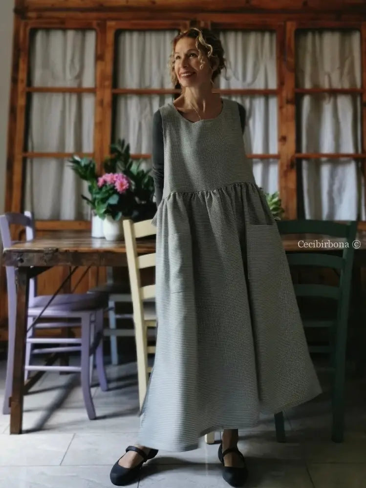 Grembiule da cucina in lino a quadrettini grigi (Ref. 137) grembiule donna tessuti moderni