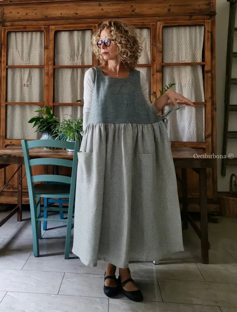 Grembiule da cucina in lino a quadrettini grigi (Ref. 380) grembiule donna tessuti moderni