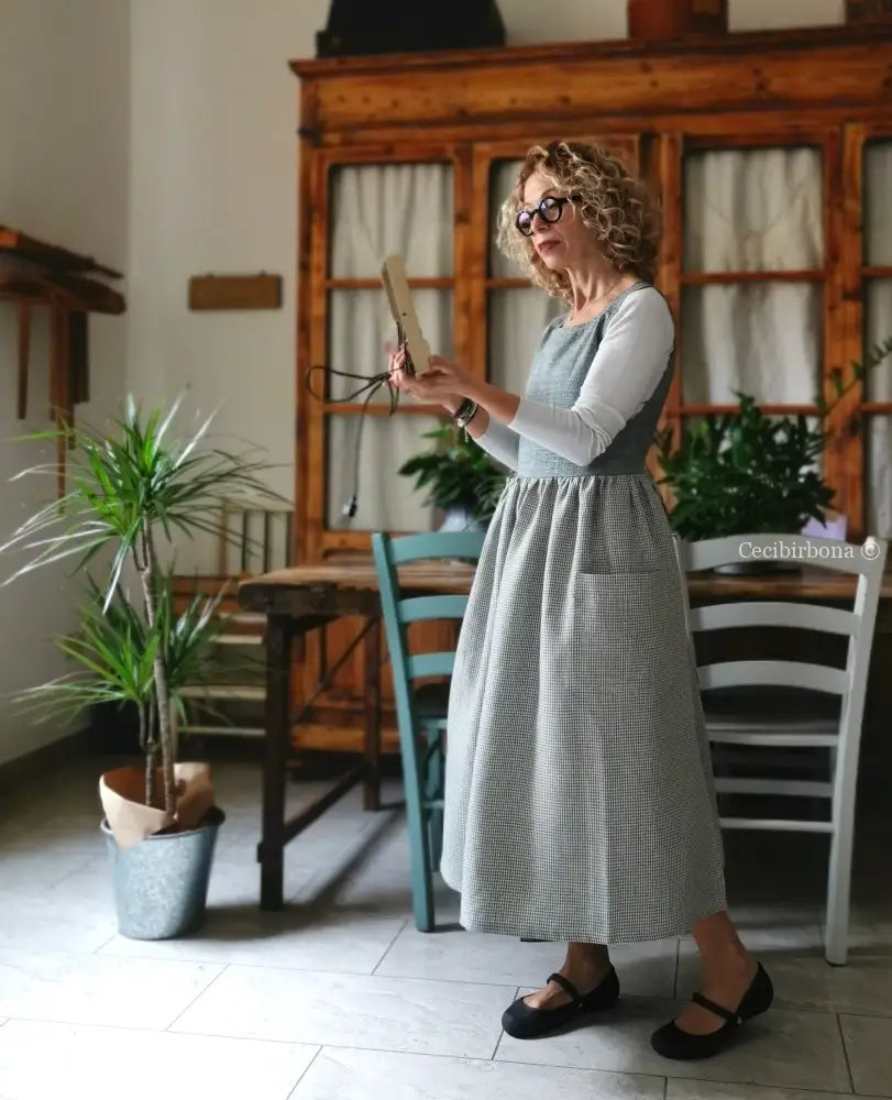 Grembiule da cucina in lino a quadrettini grigi (Ref. 380) grembiule donna tessuti moderni