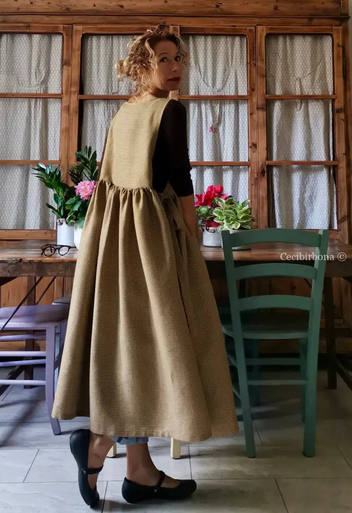 Grembiule da cucina in lino a quadrettini marroni (Ref. 138) grembiule donna tessuti moderni