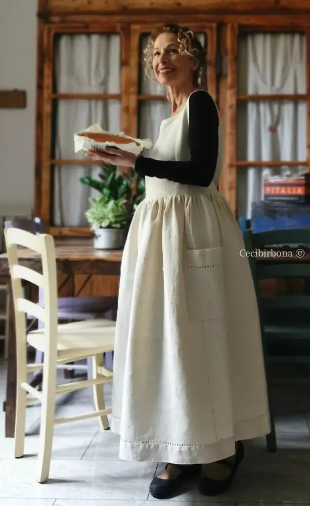 Grembiule da cucina in lino antico con sfilatura e monogramma (Rif. 129) grembiule donna tessuti antichi