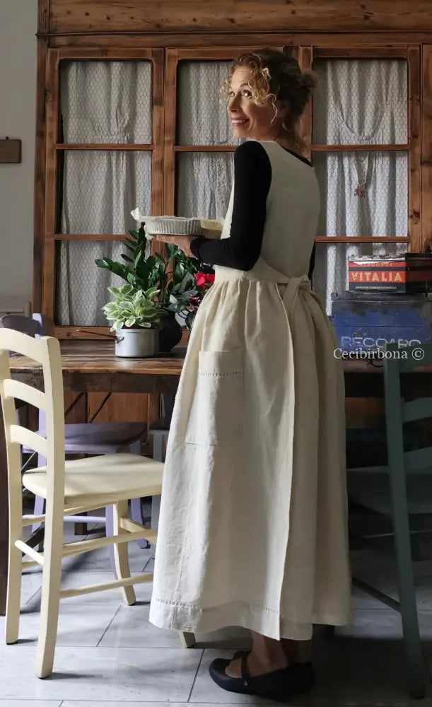 Grembiule da cucina in lino antico con sfilatura e monogramma (Rif. 129) grembiule donna tessuti antichi