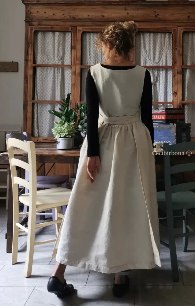 Grembiule da cucina in lino antico con sfilatura e monogramma (Rif. 129) grembiule donna tessuti antichi