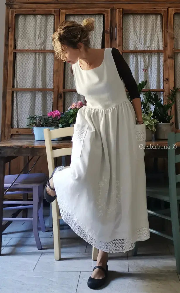 Grembiule da cucina in lino con pizzo e monogramma OA (Ref. 130) grembiule donna tessuti antichi