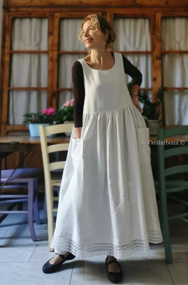 Grembiule da cucina in lino con pizzo e monogramma OA (Ref. 130) grembiule donna tessuti antichi