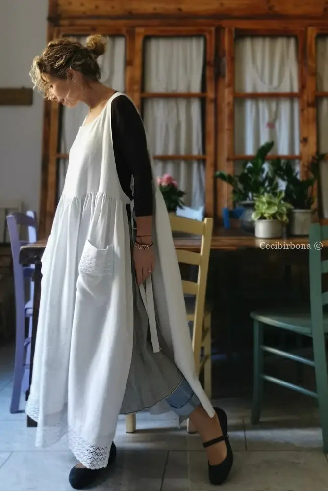 Grembiule da cucina in lino con pizzo e monogramma OA (Ref. 130) grembiule donna tessuti antichi