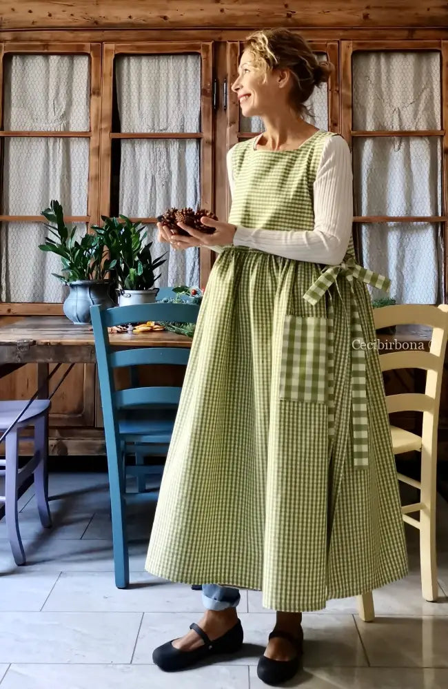 Grembiule da cucina per donna in cotone a quadrettini verdi (Ref. 322) grembiule donna tessuti moderni