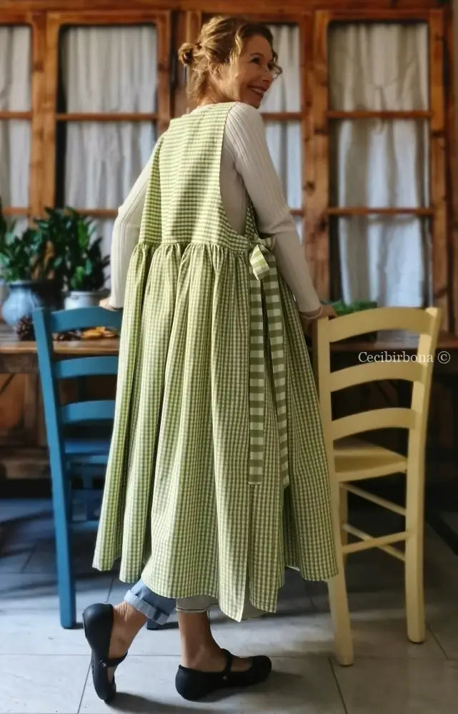 Grembiule da cucina per donna in cotone a quadrettini verdi (Ref. 322) grembiule donna tessuti moderni