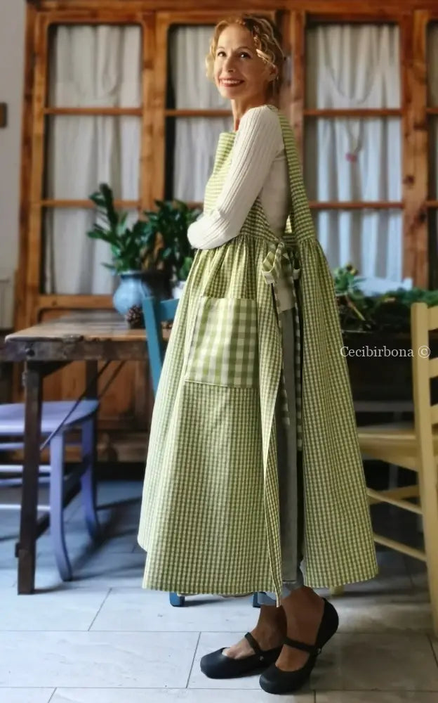 Grembiule da cucina per donna in cotone a quadrettini verdi (Ref. 322) grembiule donna tessuti moderni