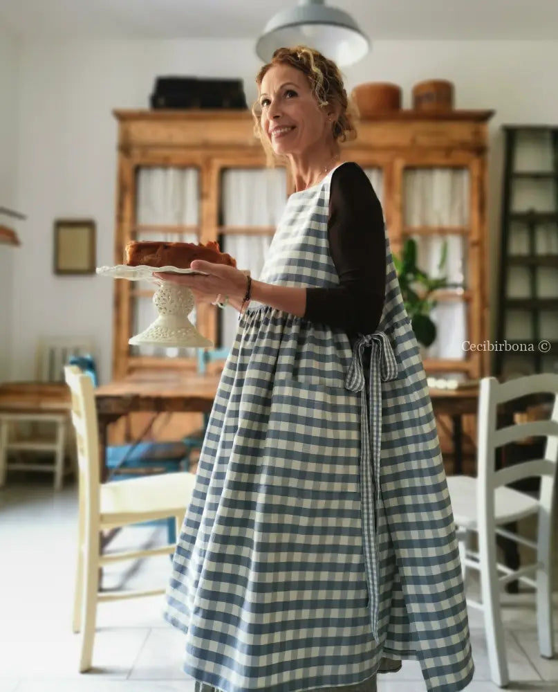 Grembiule da cucina per donna in cotone a quadri celesti (Ref. 78) grembiule donna tessuti moderni