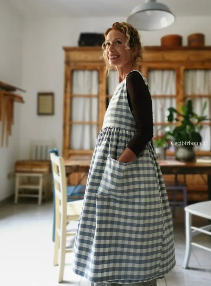 Grembiule da cucina per donna in cotone a quadri celesti (Ref. 78) grembiule donna tessuti moderni