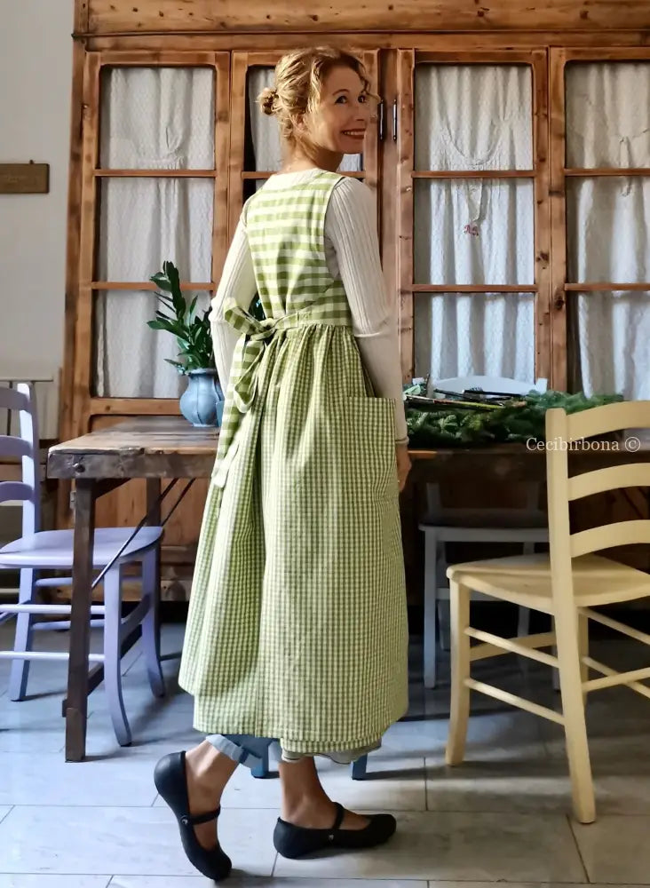 Grembiule da cucina per donna in cotone a quadri verdi (Ref. 397) grembiule donna tessuti moderni