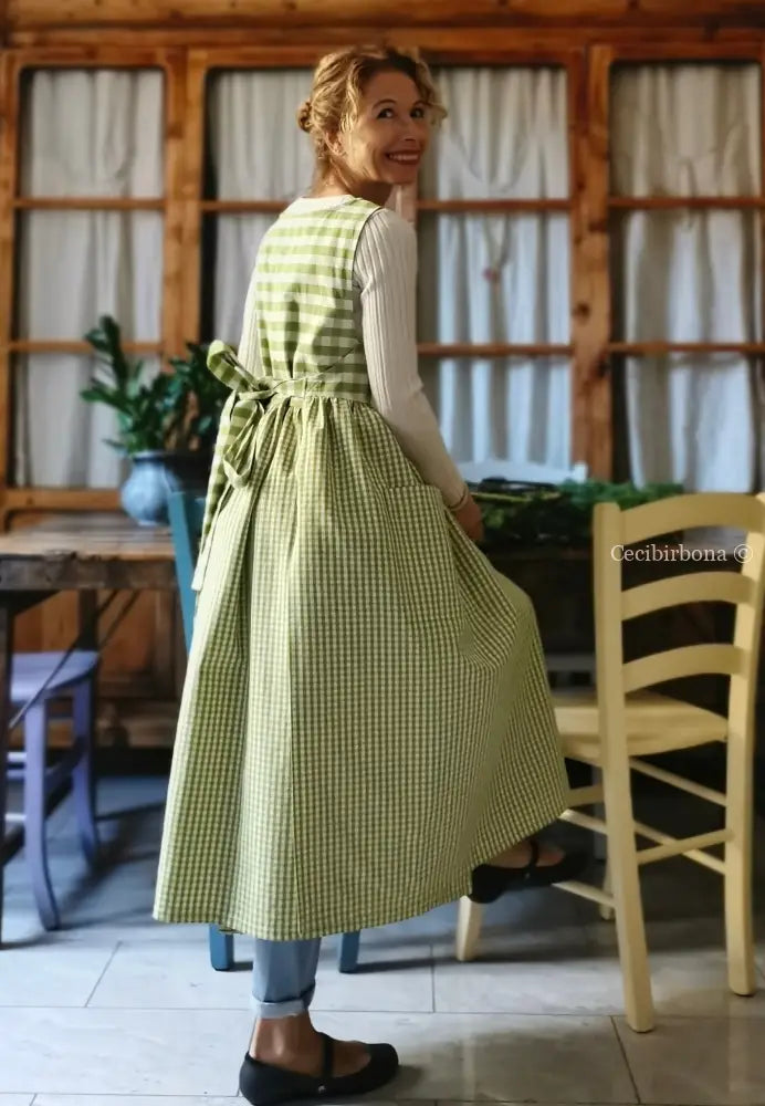 Grembiule da cucina per donna in cotone a quadri verdi (Ref. 397) grembiule donna tessuti moderni