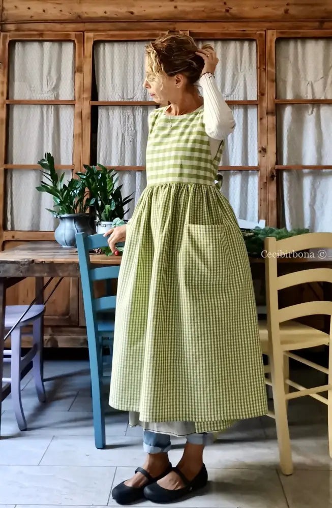 Grembiule da cucina per donna in cotone a quadri verdi (Ref. 397) grembiule donna tessuti moderni