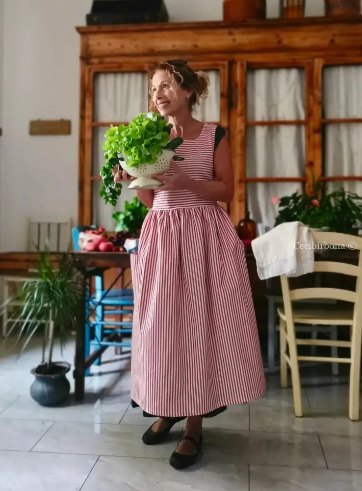 Grembiule da cucina per donna in cotone a righe rosso ciliegia (Ref. 521) - grembiule donna tessuti moderni