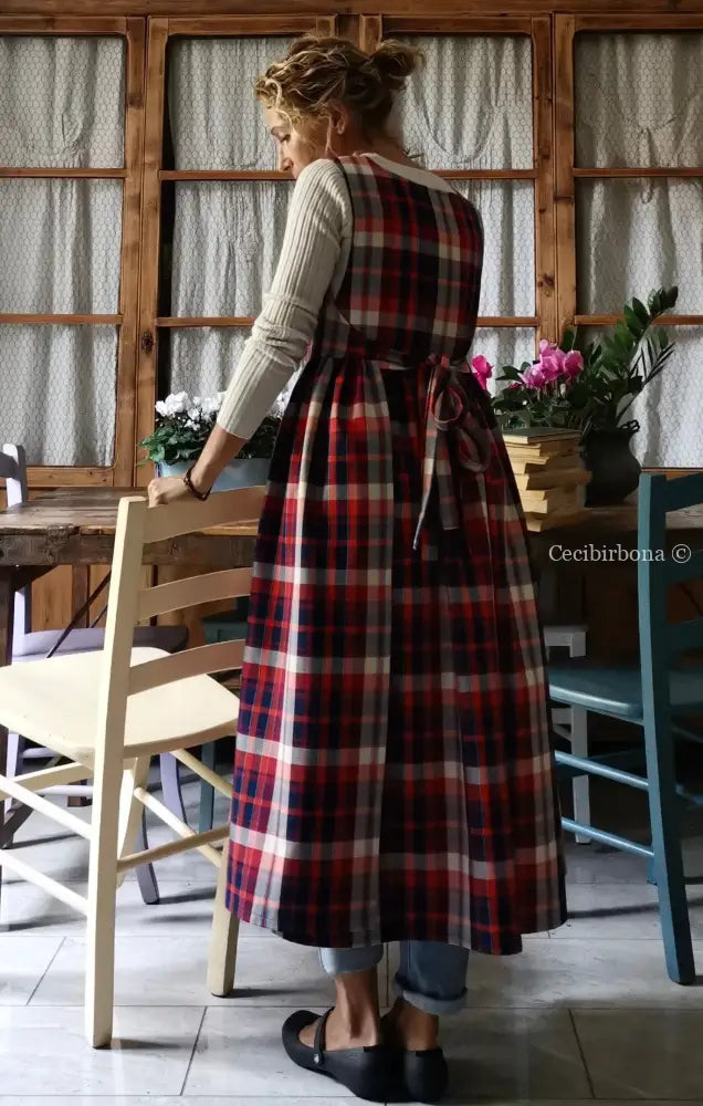 Grembiule da cucina per donna in cotone tartan rosso e blu (Ref. 69) Lunghezza grembiule 99 cm (lunghezza corpino 33