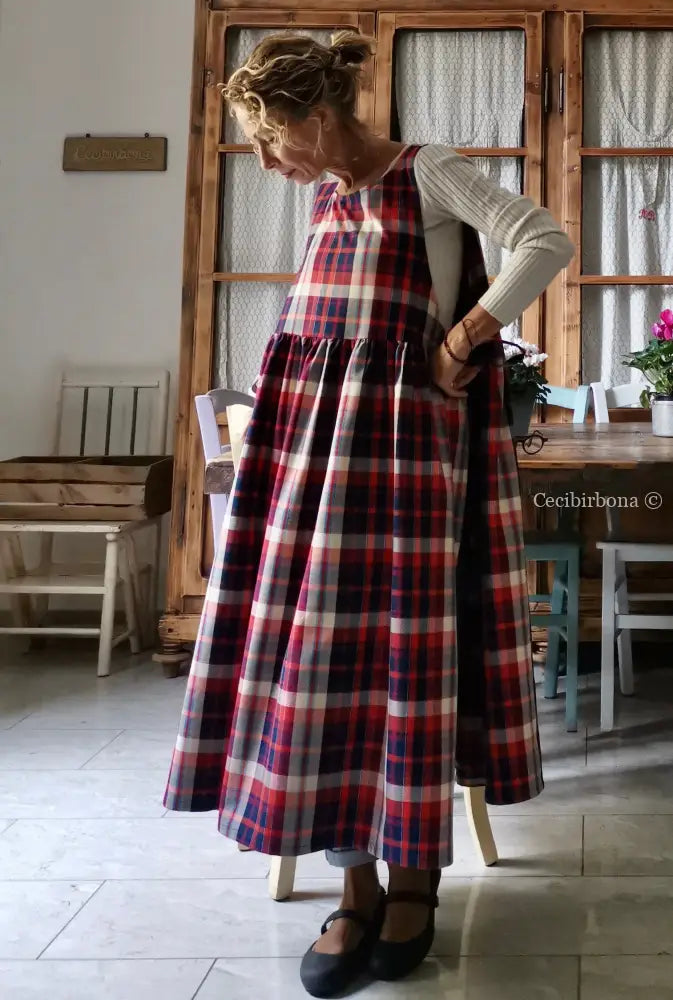 Grembiule da cucina per donna in cotone tartan rosso e blu (Ref. 69) Lunghezza grembiule 99 cm (lunghezza corpino 33