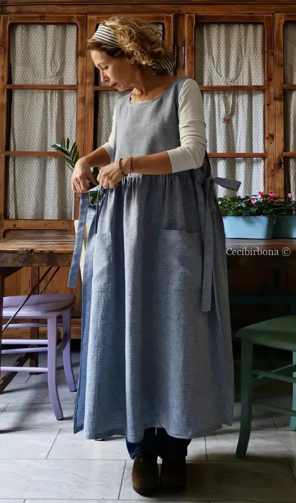 Grembiule da cucina per donna in lino azzurro (Ref. 89) grembiule donna tessuti moderni