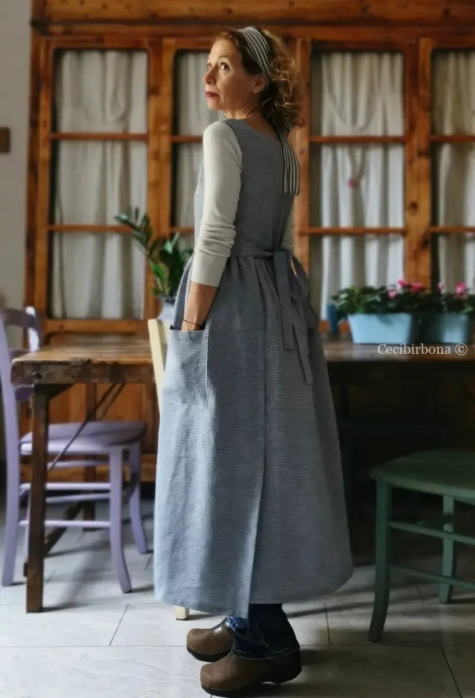 Grembiule da cucina per donna in lino azzurro (Ref. 89) grembiule donna tessuti moderni
